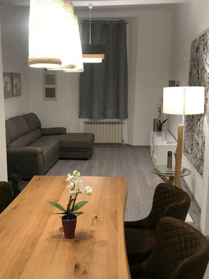 Lovely Apt Really Downtown - Free Private Parking Included! - Генуя Екстер'єр фото